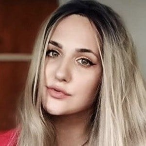 sabrina whispurringasmr 8