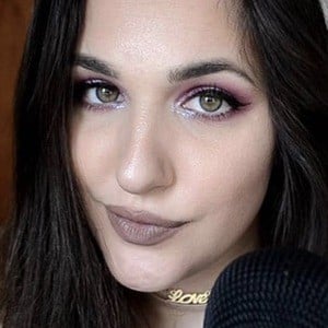 sabrina whispurringasmr