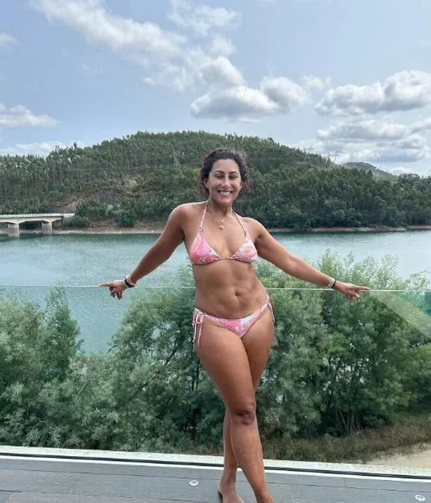 saira khan 3