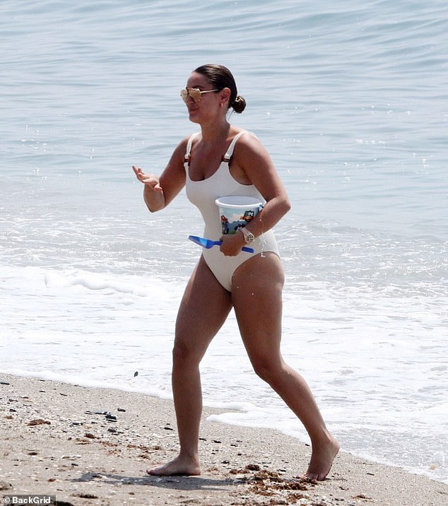 sam faiers 8