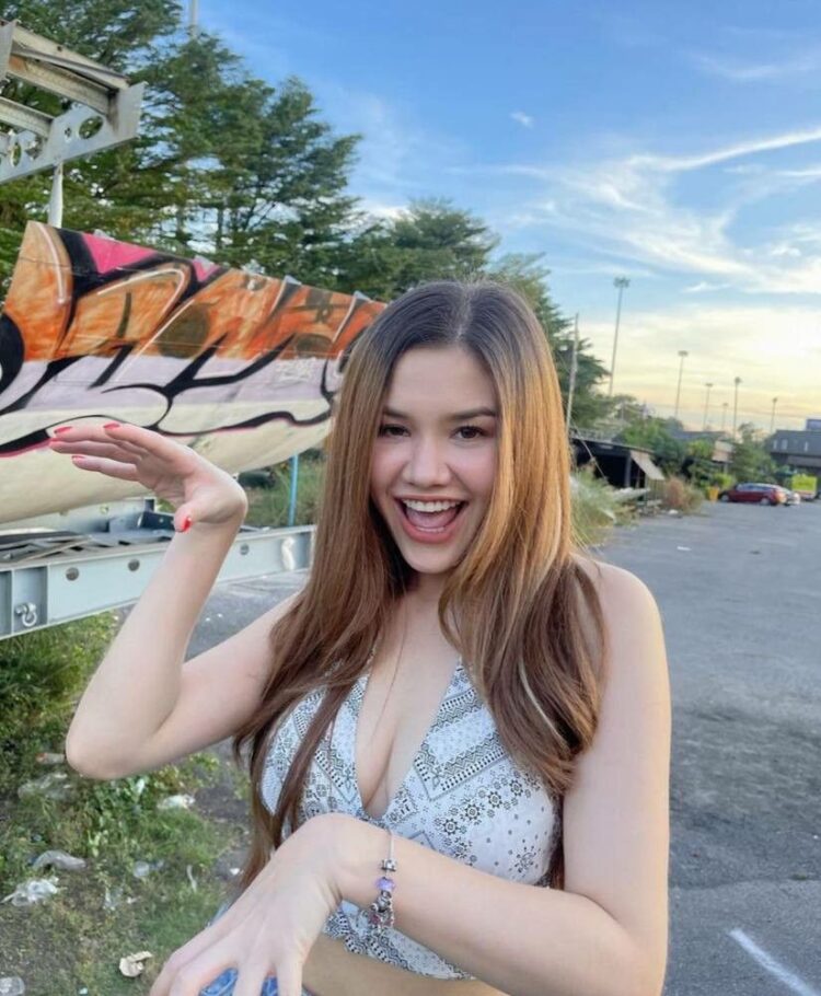 samantha melanie coates 4