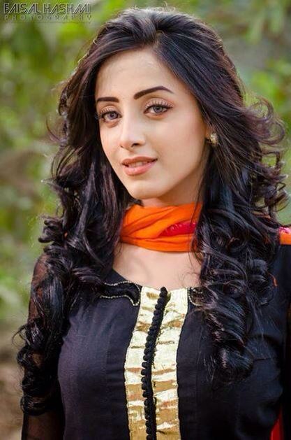 sanam chaudhry 8