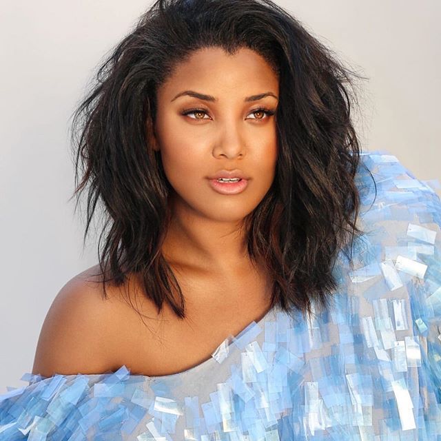 sasha gabriella fox 2