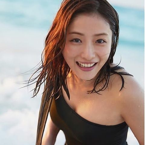 Hot Sexy Satomi Ishihara Bikini Pics