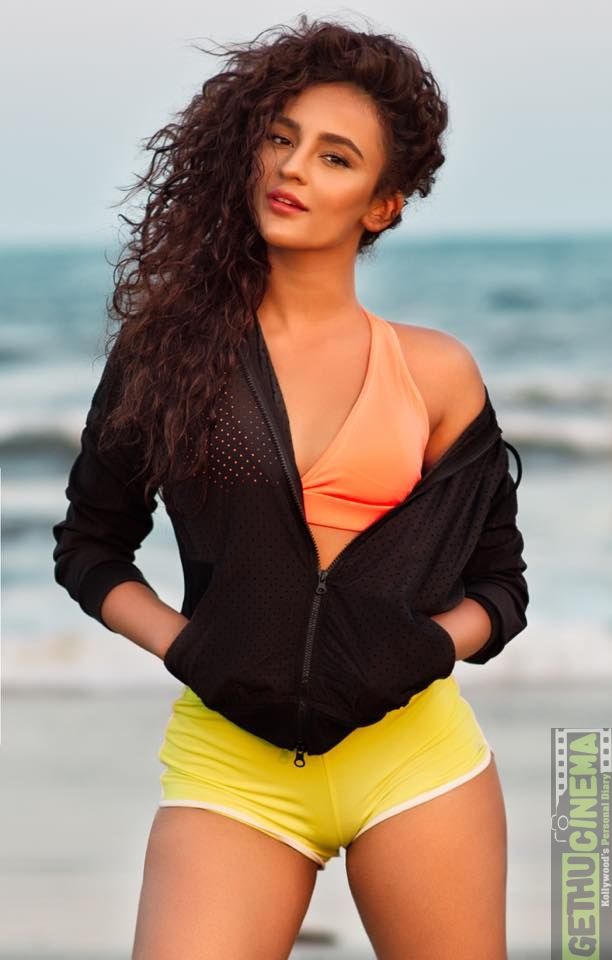 seerat kapoor 5