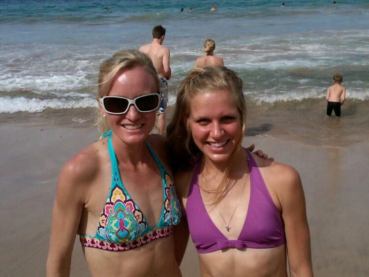 8 Hot Sexy Shalane Flanagan Bikini Pics