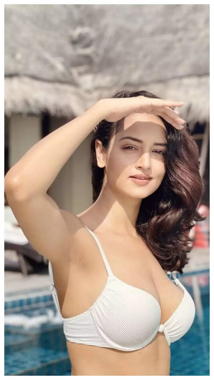 shanvi srivastava 4