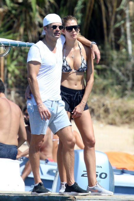 shayna terese taylor 5