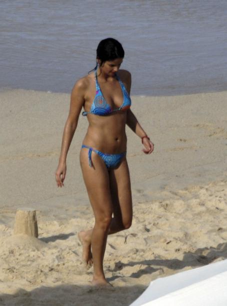 shermine shahrivar 9