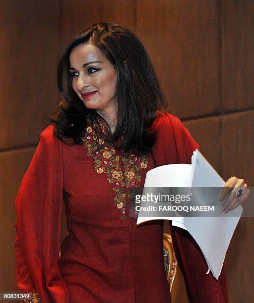 sherry rehman 8