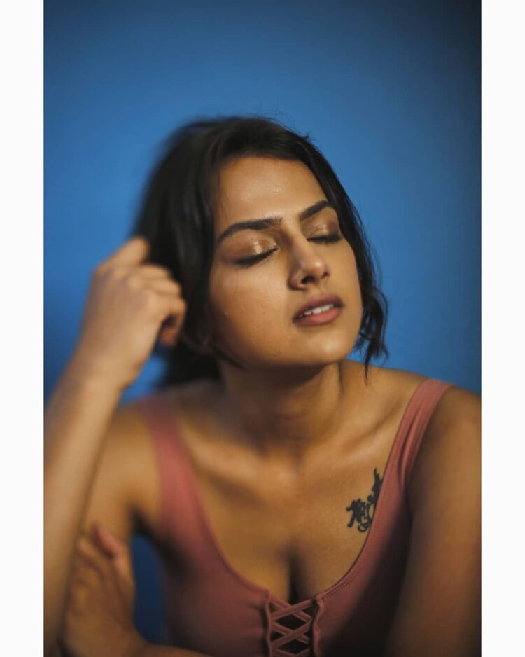 shraddha srinath 2