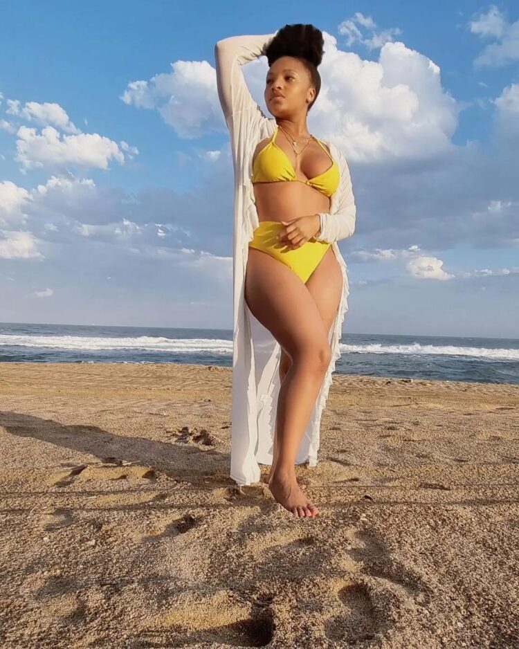 sindi dlathu