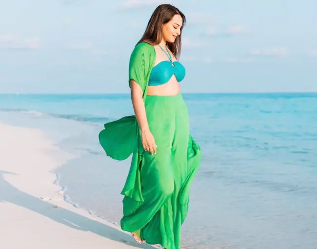 sonakshi kar 9