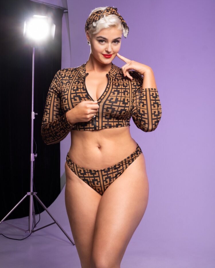 stefania ferrario 8