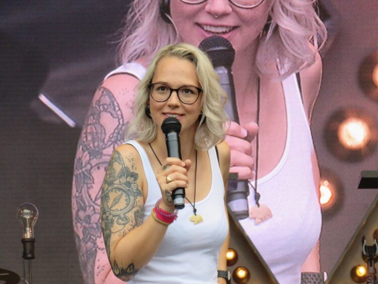 stefanie heinzmann 8