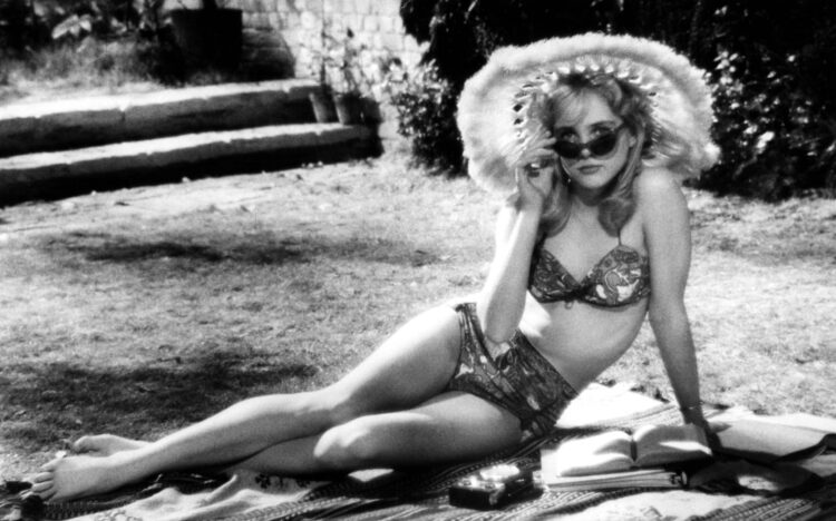 sue lyon