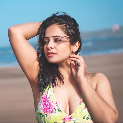 surabhi tiwari 1