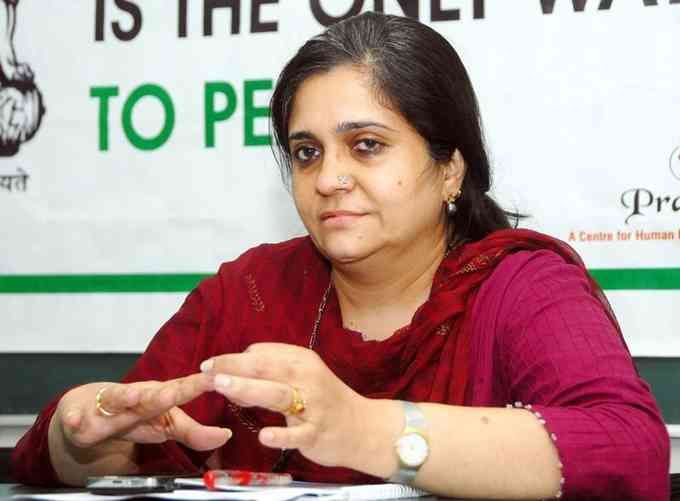 teesta setalvad 5