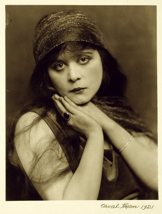 theda bara 4