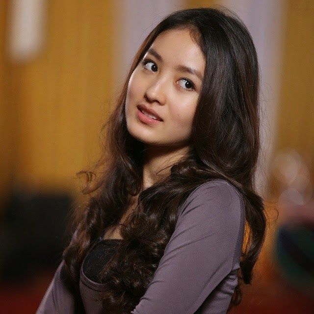 theresia wilona 7