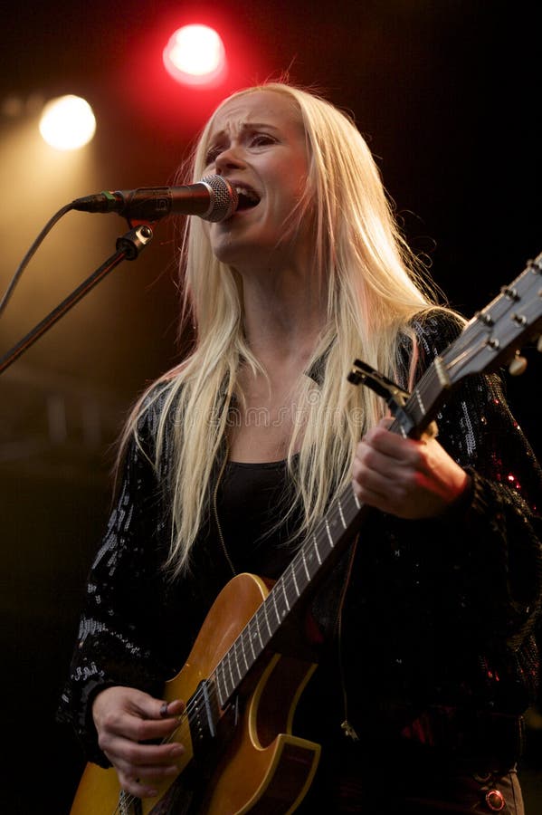 tina dico 5