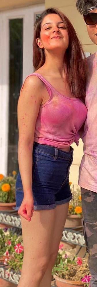 tunisha sharma 4