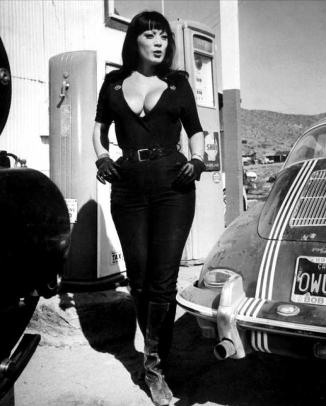 tura satana 3