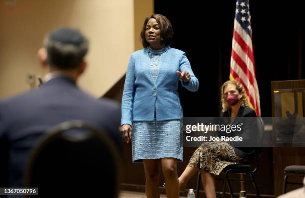 val demings