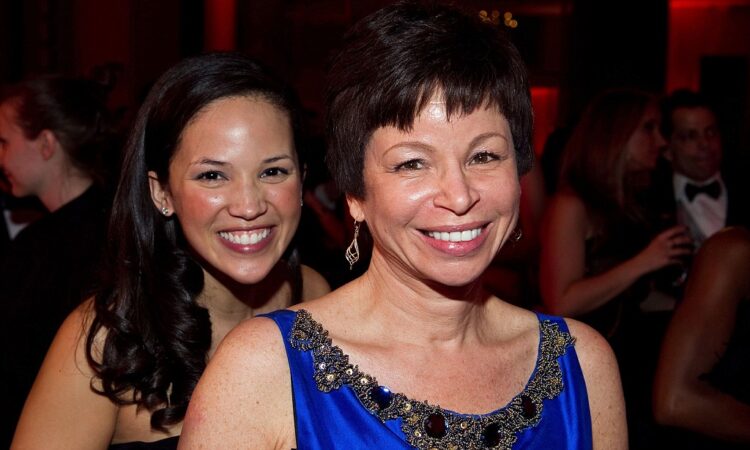 valerie jarrett 5