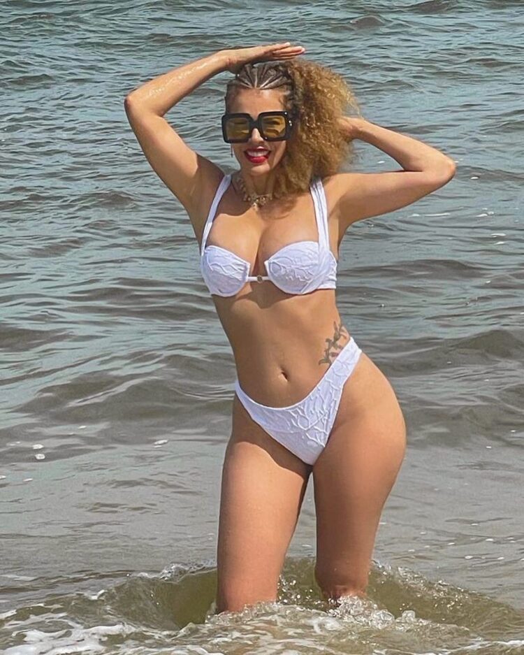 vanessa da mata 1