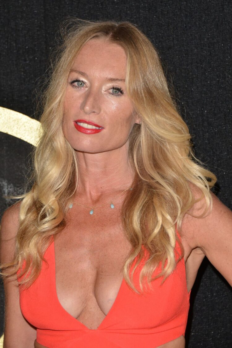 victoria smurfit 5