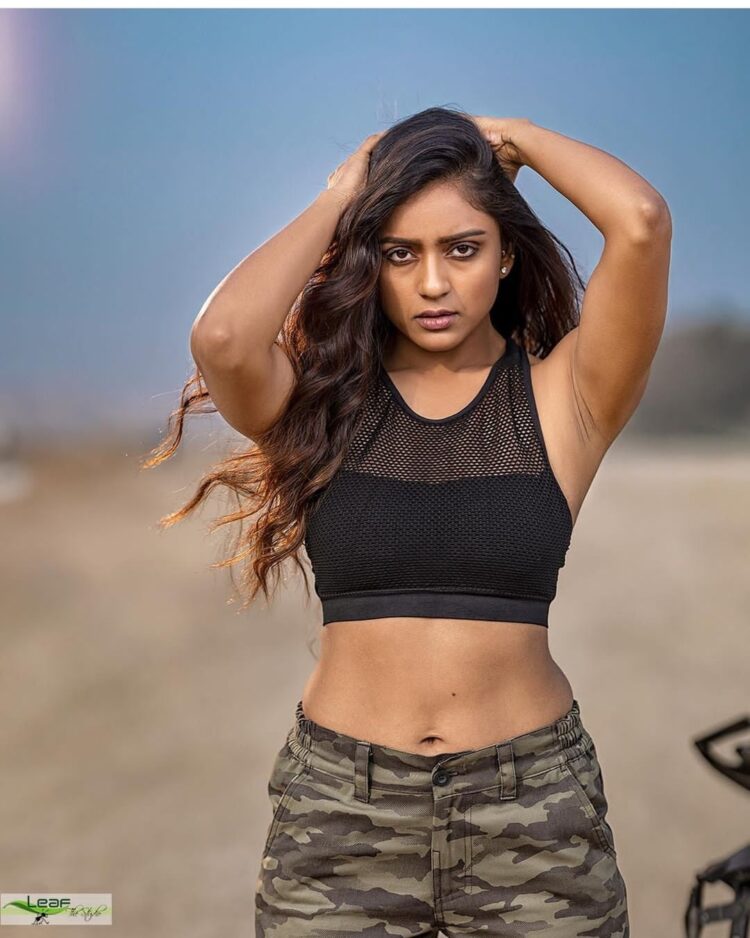 vithika sheru