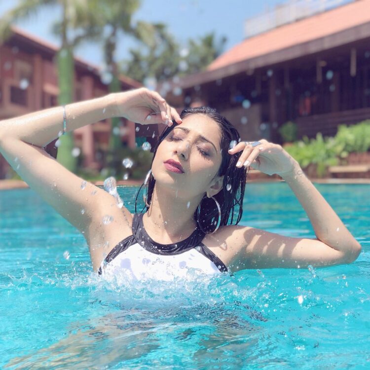 vrushika mehta 5