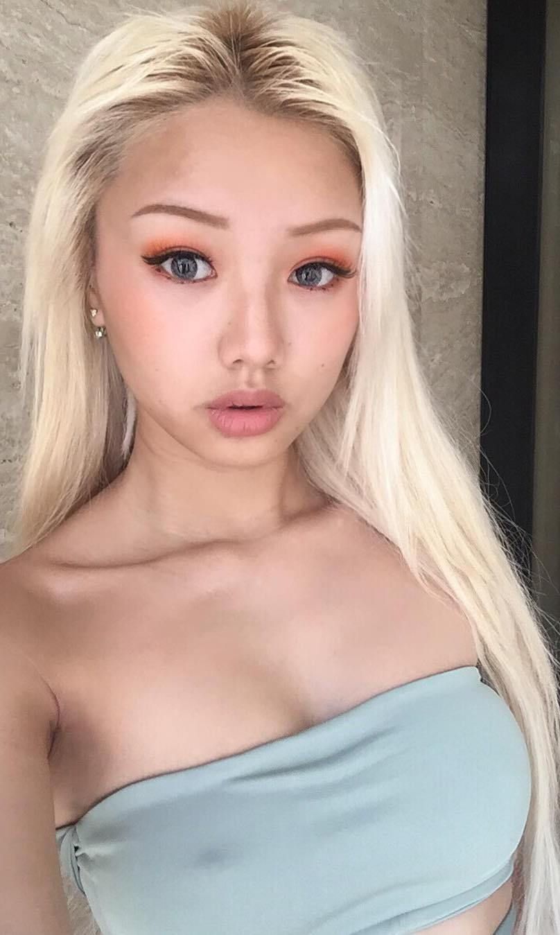 vyvan le 8