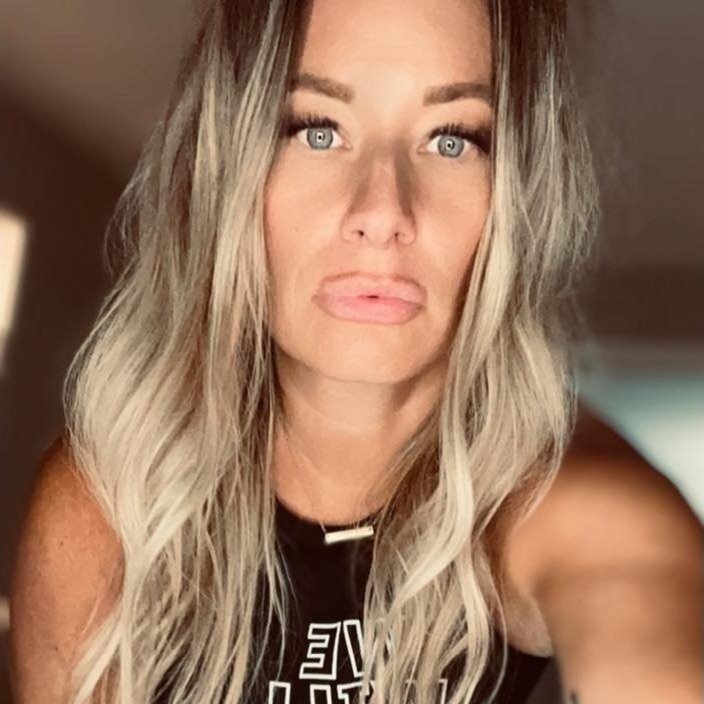 abbi kuykendall feet 5