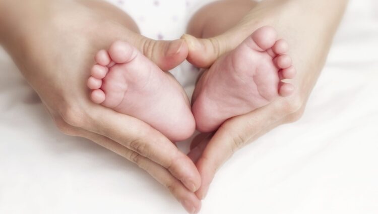 abigail anne tucker feet scaled