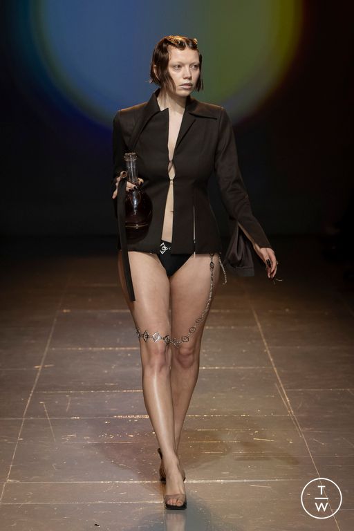 agatha macedo feet 4