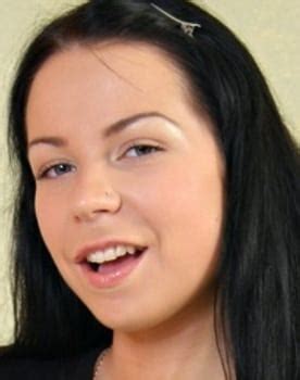 ailish hunter feet 5