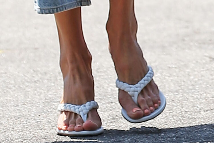 alessandra ambrosio feet 6