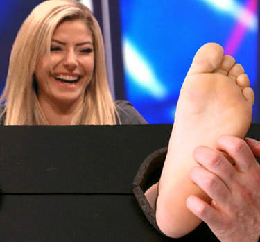 alexa bliss feet 4