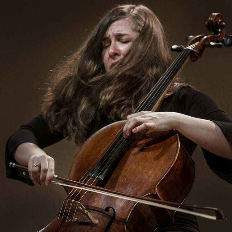 alisa weilerstein feet 5