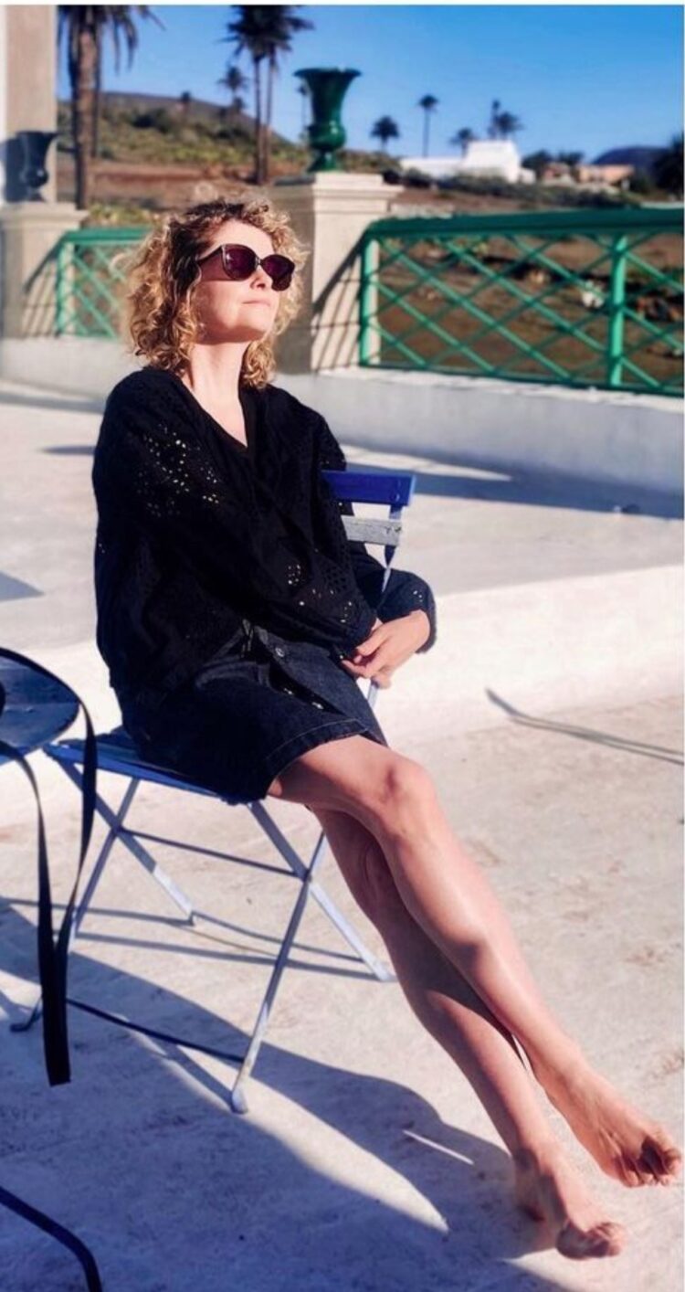 alison goldfrapp feet 1