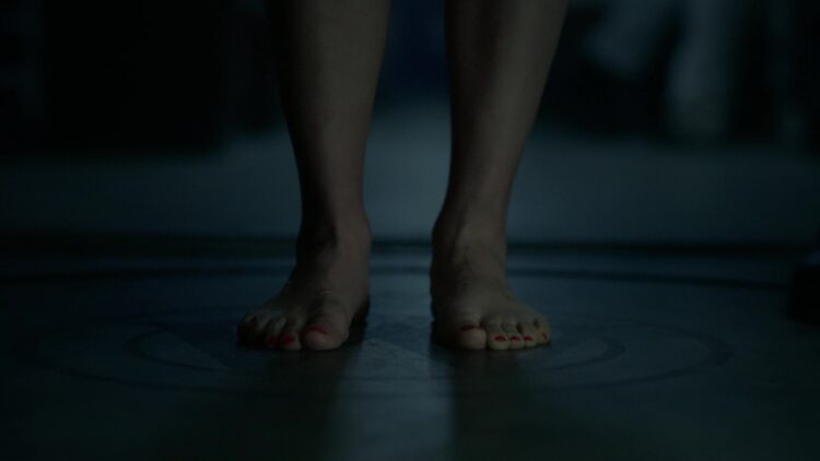 alison wright feet 5