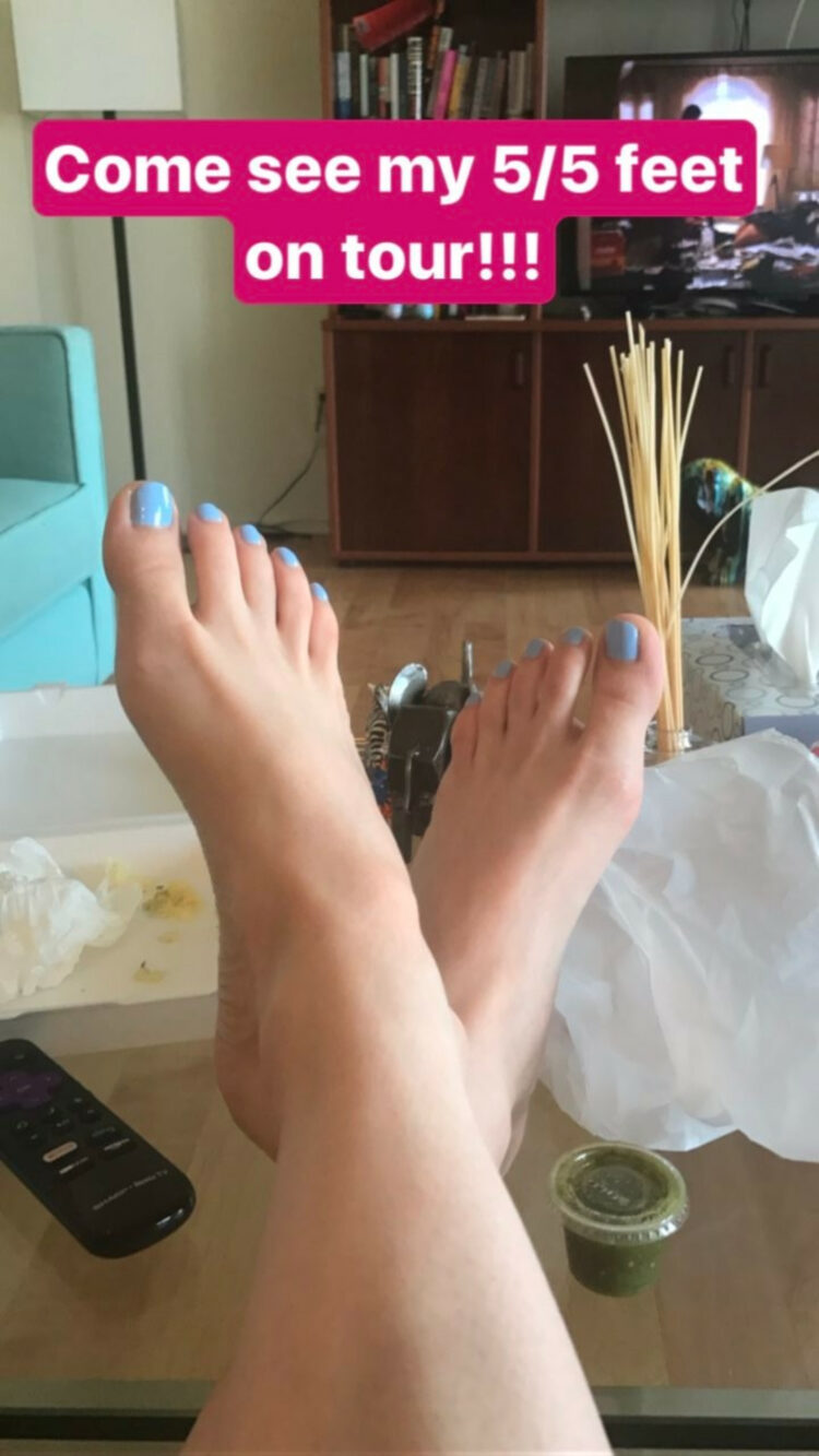 allison kuch feet 6