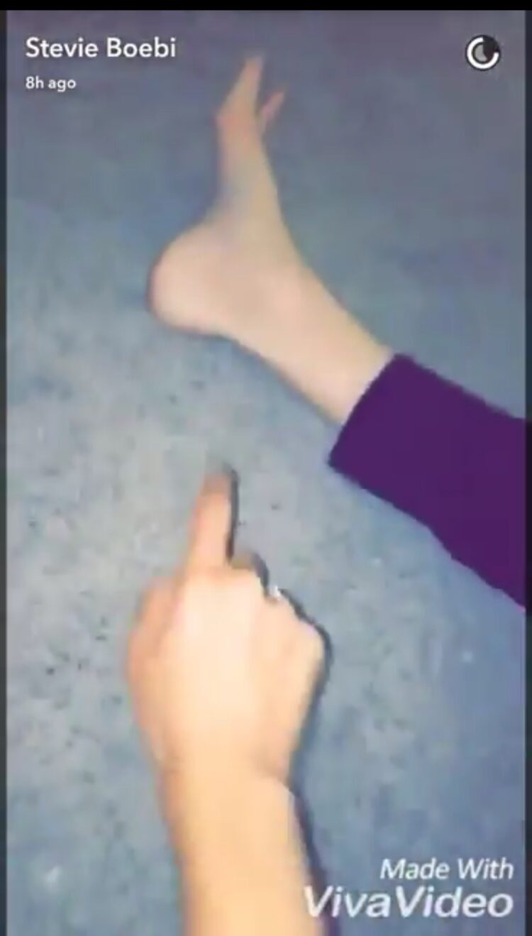 ally hills feet 2