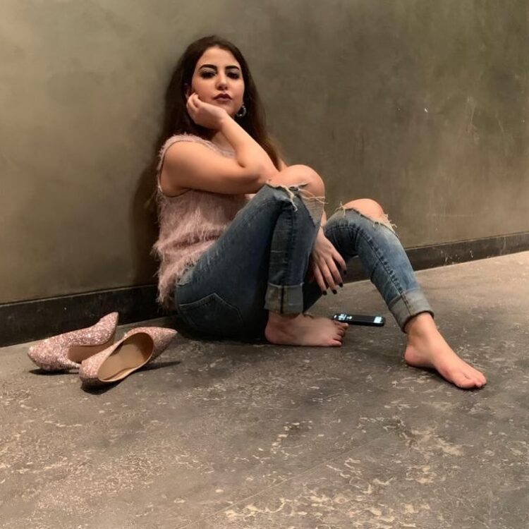 alya assaf feet