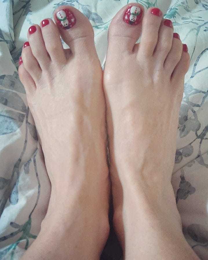 amaya forch feet