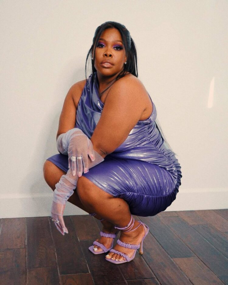 amber riley feet 2