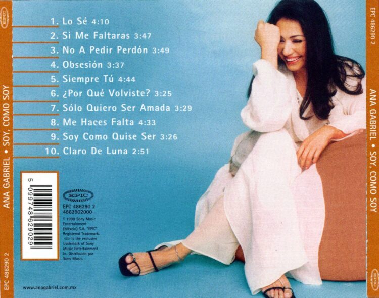 ana gabriel feet