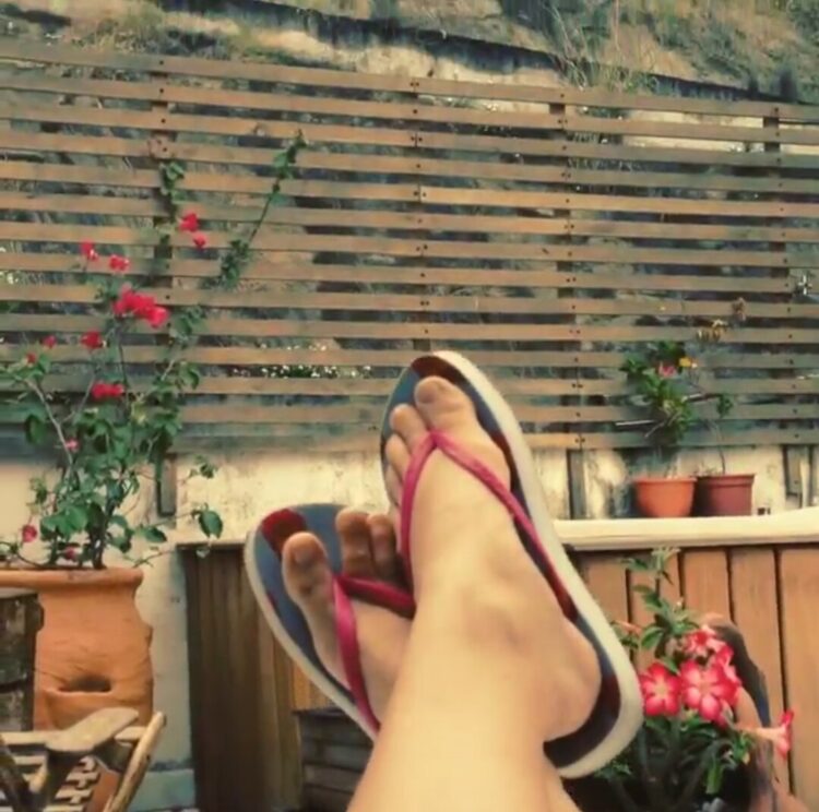 ana rios feet 2